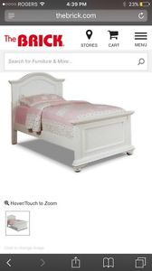 Double bed frame