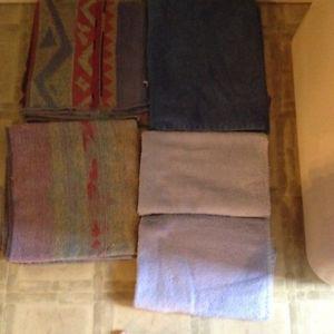 Five towels all blue tones six dollars for all