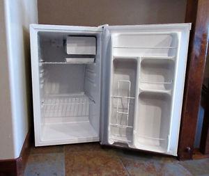 New Compact Fridge 3.1 cu. ft.