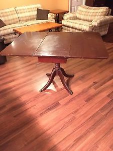 Wanted: Smaller gate leg table