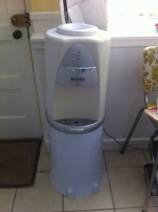 Water cooler