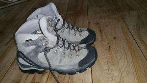 Women's Scarpa Hiking Boots Euro size 38