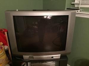 32 inch TV - older style