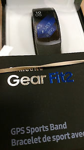 Mint condition Samsung S7 Edge Black with Gear Fit 2 watch