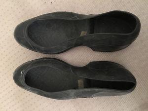 Selling Like New Men's Rubber Overshoes
