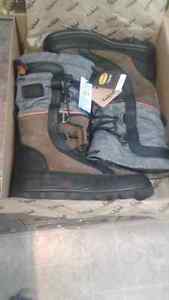 Size 10 Farwest winter boots