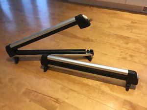 Thule Flat Top Ski Carrier with lock