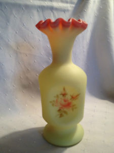 Vase-Burmese (Peach Blow) Fenton signed by Artist