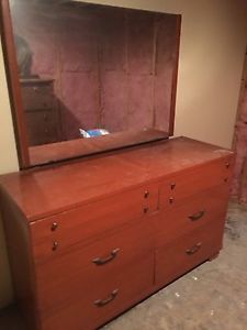 Wanted: Dresser with miror