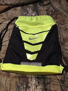 Wanted: Nike carry bag for sports
