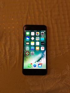 iPhone 6 - Great Condition