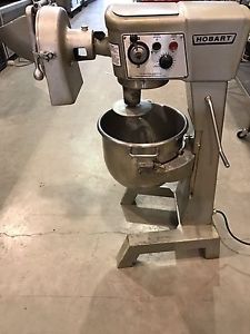 30QT HOBART MIXER W/Hook, Cheese Grater & Slicer attachments