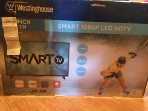 32" Smart 720P LED SMART TV