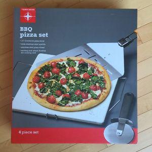 4pc BBQ pizza set - Brand New