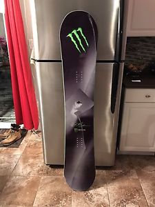 Capital snowboard special edition (monster)