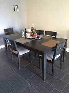 EXTENSION NEW DINING SET with 6 chairs perfect condition!