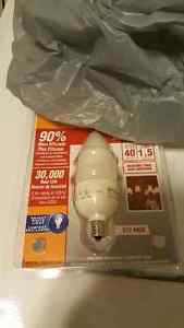 Florescent light bulbs