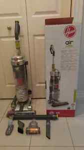 Hoover Bagless vacuum Air Series (special pets) bought in