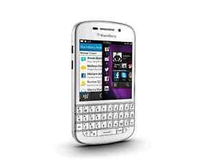 In mint condition unlocked white blackerry Q10