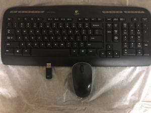 Logitech Wireless Keyboard and Mouse Combo MK320