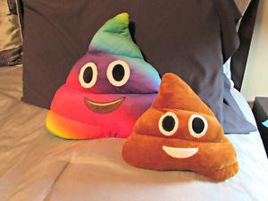 (NEW) Cute EMOJI ''Poo'' Shape Plush Pillow/Oreiller