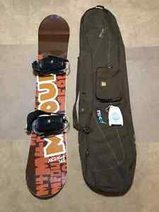 Snowboard set with bindings, bag, lock, wax