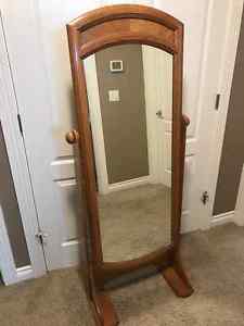 Solid oak mirror with stand