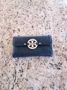 TORY BURCH BLACK/GOLD WALLET/CLUTCH MINT CONDITION! REDUCED