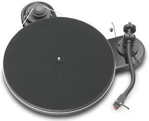 Wanted: Pro-ject Audio RPM 3.1 Genie Turntable - Piano Black
