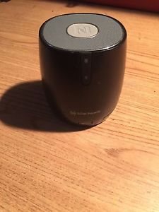 Black web Bluetooth speaker