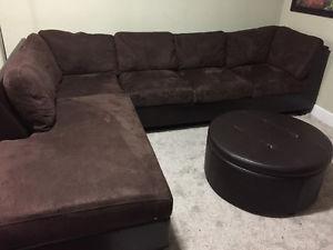 Brown sectional. Good condition