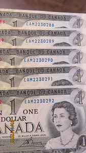 Canadian $1 bills