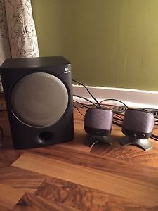 Computer speakers with sub