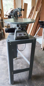 Delta 18" Electronic Scroll Saw -like new