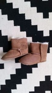 EMU leather wool lined booties