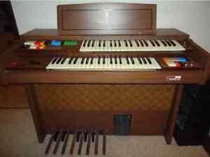 Piano Organs (Gem Wizard, Lowrey)
