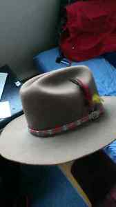 Smithbilt hats Cowboy hat with feathers