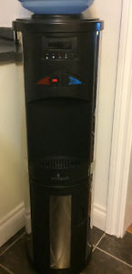 Vitapur hot/cold water cooler