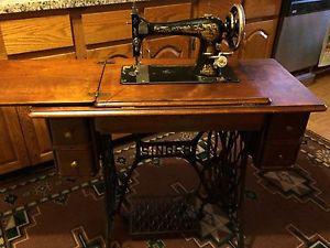 Wanted: Antique 's Singer sewing Treadle Machine