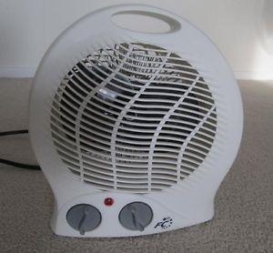 Combination heater fan and cooling fan