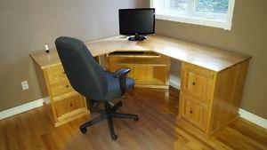 L shaped desk with drawers