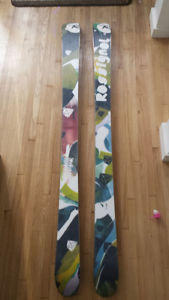 Rossignol S5 ski