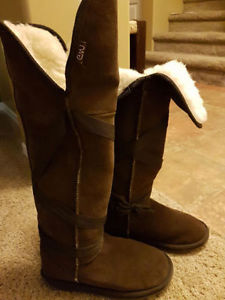 Size 8 EMU Boots