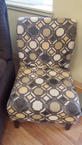 Tibbee accent chair