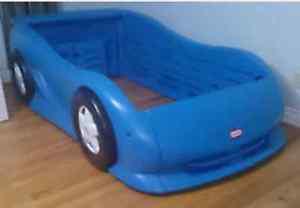 Twin size car bed