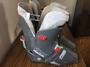 Used Boots Salomon SX71