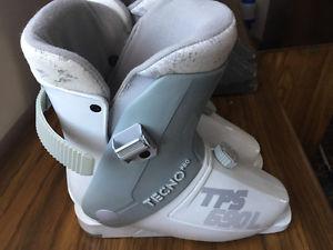 Used Boots Techno Pro