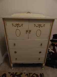 Vintage Shabby Chic Dresser