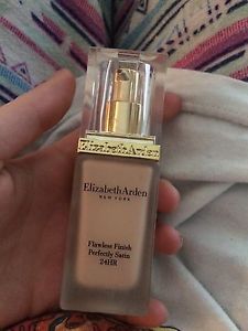 Wanted: Elizabeth Arden Flawless Finish Perfectly Satin