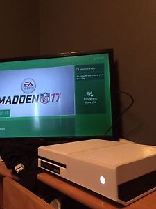 Wanted: Xbox one TB only $200 with no controller today!!